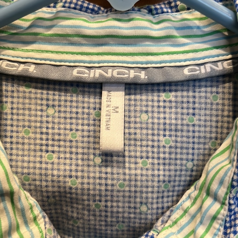 Cinch button down - Picture 2 of 3